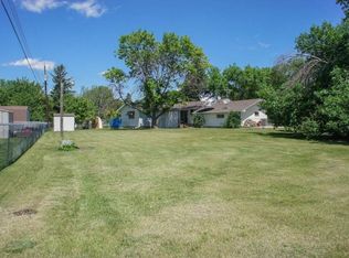 345 Cherry Ct, West Fargo, ND 58078