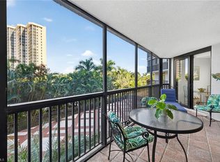 6075 Pelican Bay BLVD #204, NAPLES, FL 34108