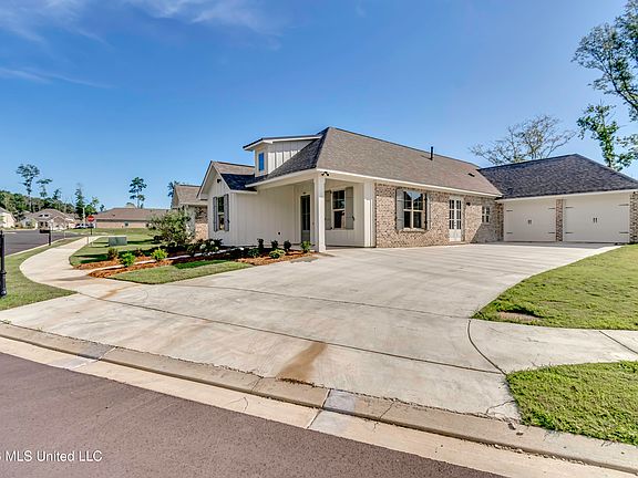 4th image of 503 Fusion St