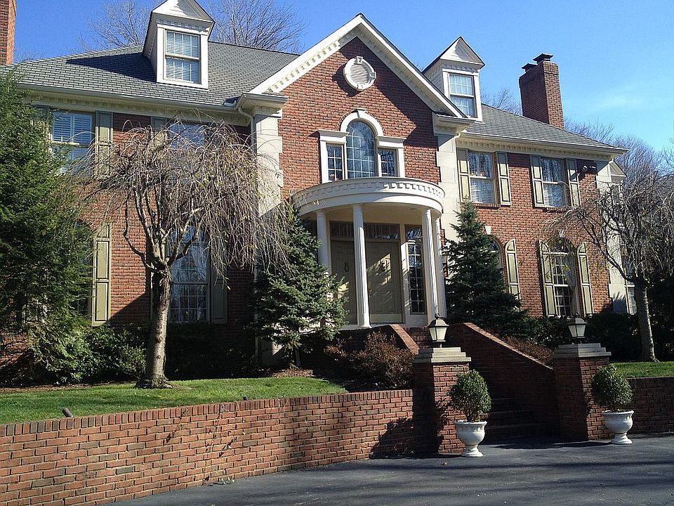 1st image of 13455 Ledgebrook Ln