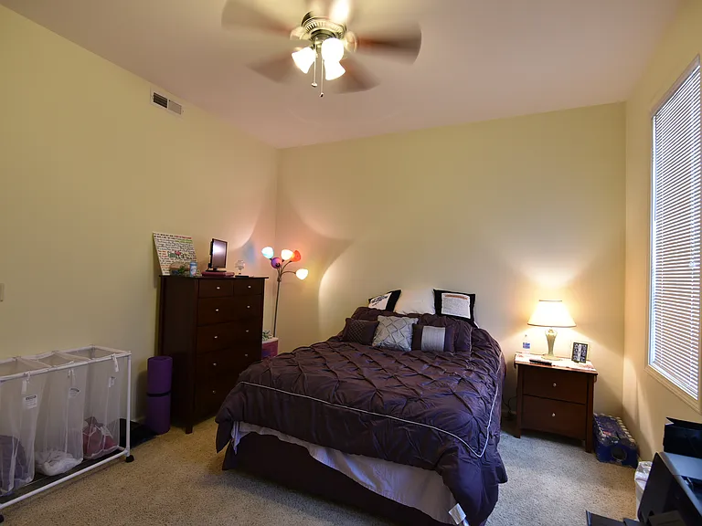 320 S Dunn — Photo 10