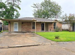 822 Ivyhollow Dr, Channelview, TX 77530