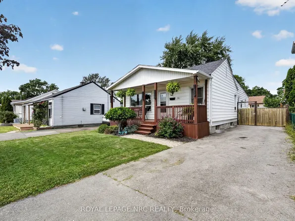 314 Dieppe St, Welland, ON L3B 4V2