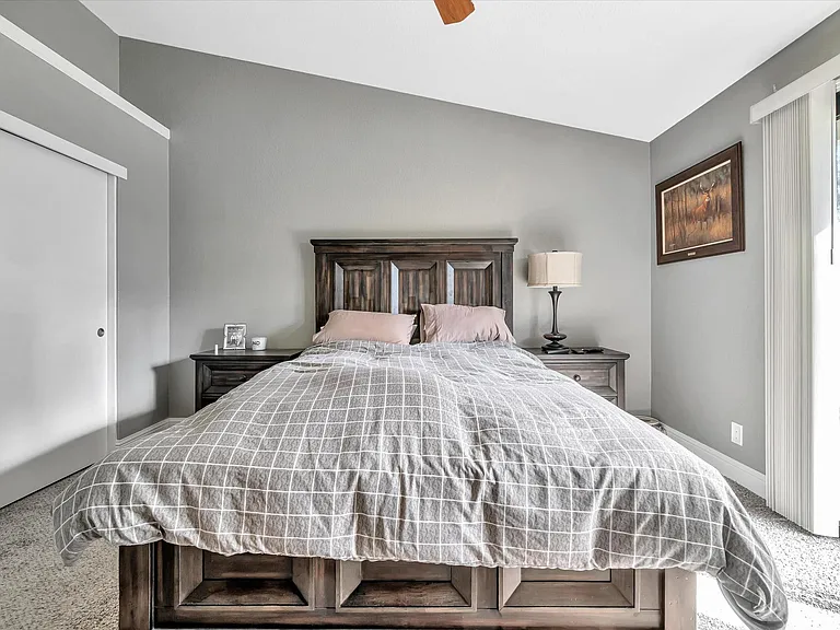 1060 Saint Andrews Dr — Photo 23