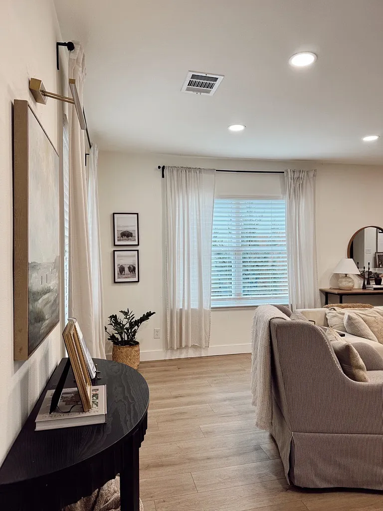 809 Martinique Ave — Photo 2