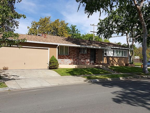 2nd image of 30694 Hoylake St