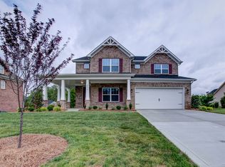 8417 Olde Stonegate Ln, Mint Hill, NC 28227