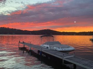 96 E Shore Trl, Sparta Twp., NJ 07871