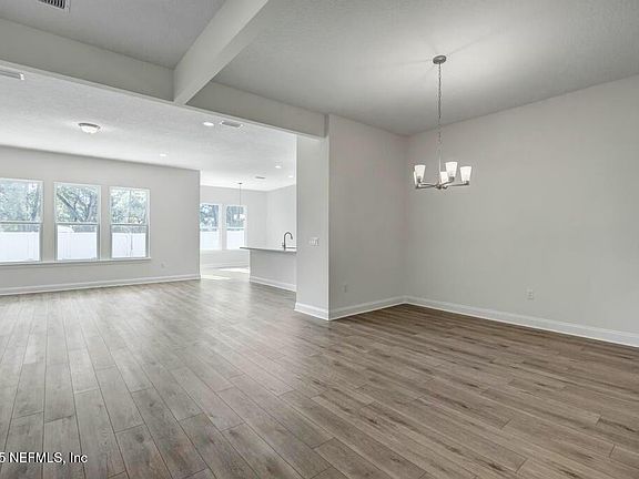4th image of 865 WILDWOOD Drive