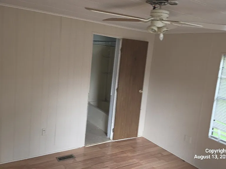 4700 SW 56th Ter — Photo 5