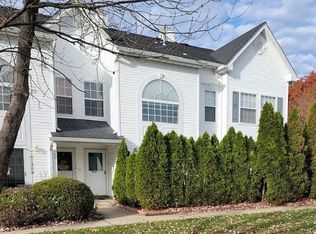 60 Madison Ct, Tinton Falls, NJ