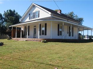 24 Forshee Cir, Gallipolis Ferry, WV 25515