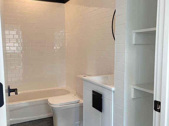 4th image of 179 Elm St #2A