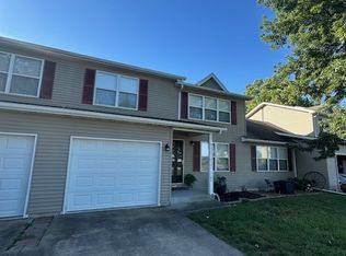 1104 Redbud Rd, Lake Ozark, MO 65065