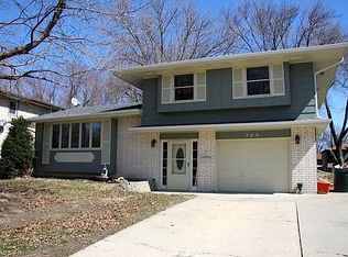 208 E 23rd St N, Newton, IA 50208