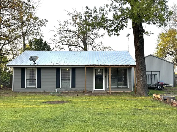 272 County Road 34715, Paris, TX 75460