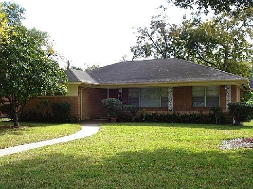 2nd image of 5835 Moonmist Dr