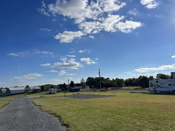 93 Alligator Creek Rd, Russell Springs, KY 42642