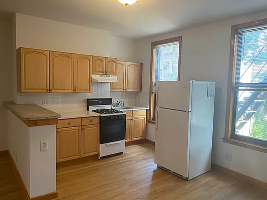 Rented by Balis Realty Corp. | media 7