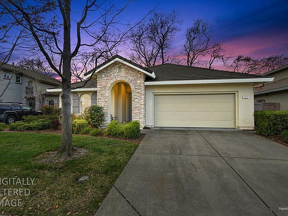 4th image of 1214 Darling Way