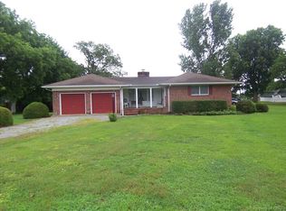 96 Norton Ln, Deltaville, VA 23043