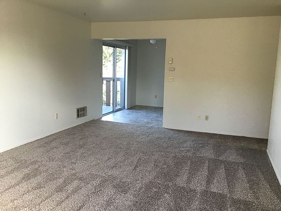 3rd image of 3130 Bayer St APT 5
