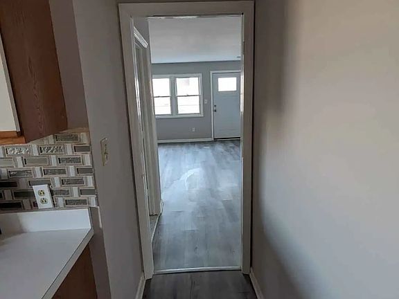5th image of 56 Broadway