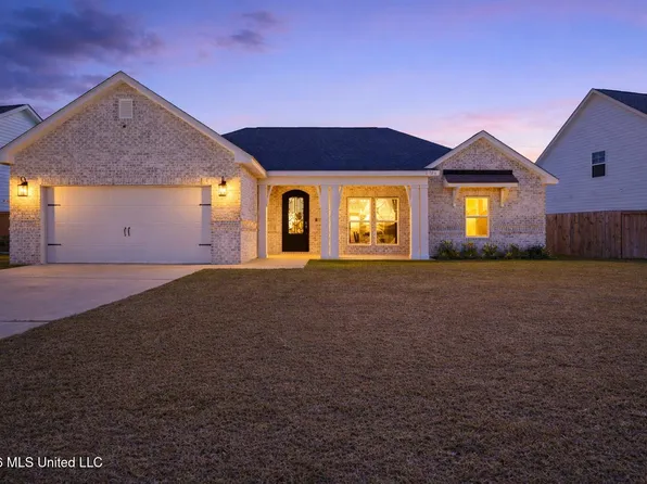 6746 Maurepas Cir, Ocean Springs, MS 39564