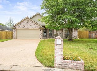 3719 Essen Loop, College Station, TX 77845