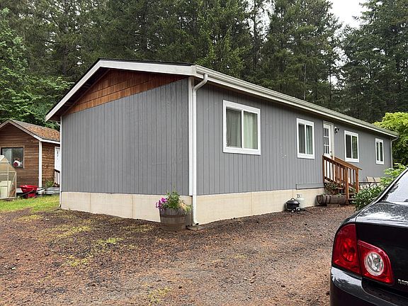 3rd image of 4155 SW Huge Creek Ln