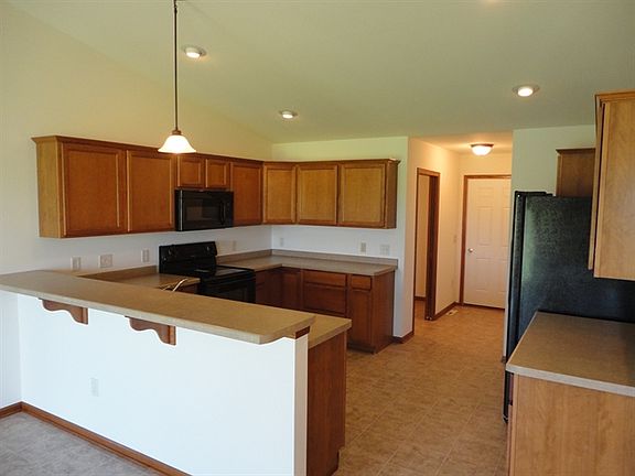 5th image of N8020 Woodland Ct #0