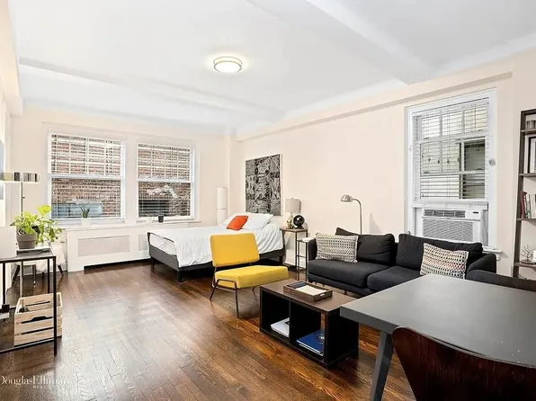 47 E 64th St #2C, New York, NY 10065