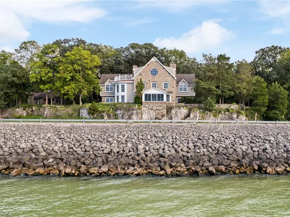 (undisclosed Address), Port Clinton, OH 43452