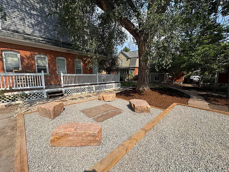 Governor's Row — Photo 9