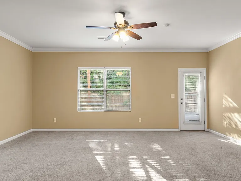 1491 Hyacinthia Ln — Photo 19