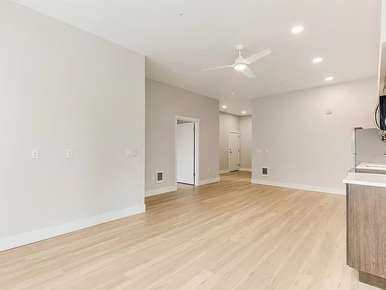 Brookside Apartments — Photo 56
