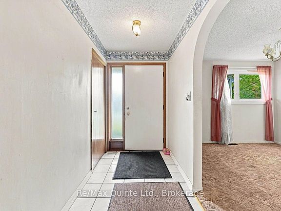 4th image of 5 Simeon St