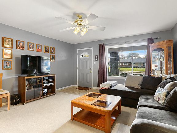 2nd image of 168 Cypress Dr