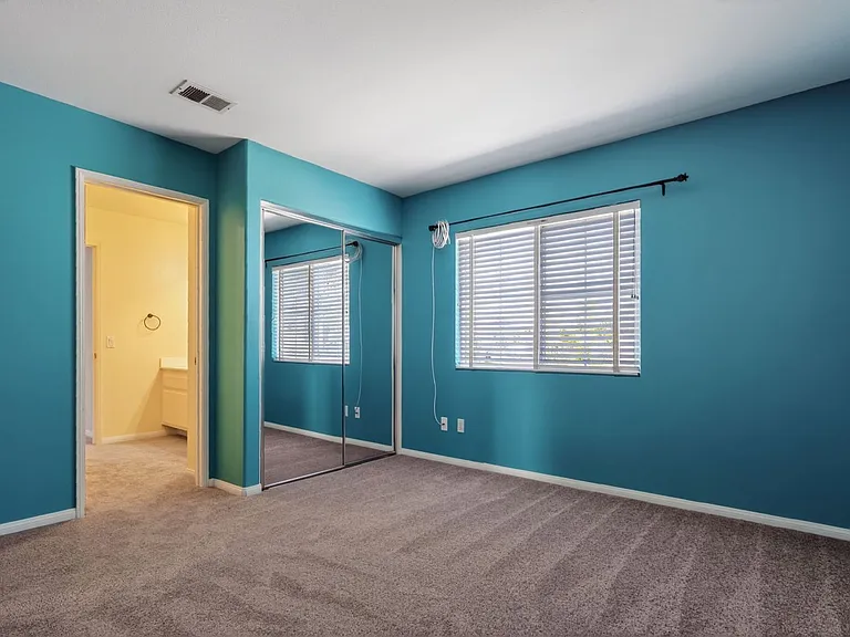 10009 Kika Ct — Photo 21