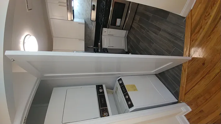 Rented by Metro Garden Realty NYC | media 28