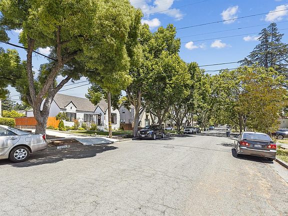 3rd image of 1414 Illinois Street