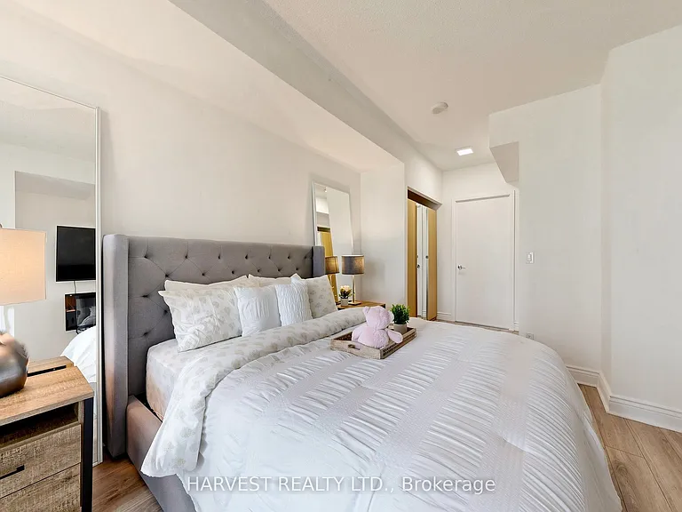 209 Fort York Blvd #380 — Photo 23