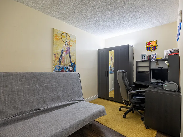 9365 Fontainebleau Blvd — Photo 19