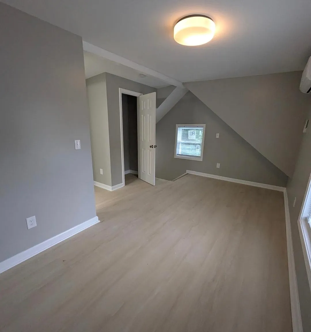 2 bed, 1000 sqft, $1,500 — Photo 3
