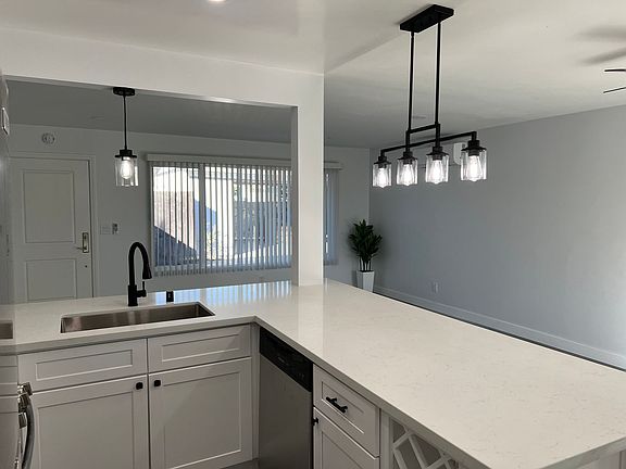 3rd image of 4721-23 N 67th St #4723