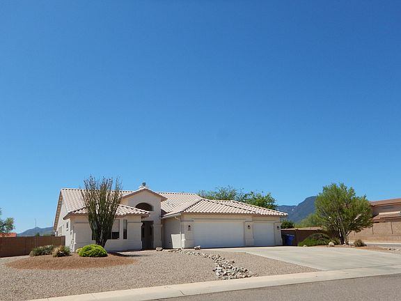 2nd image of 3814 Camino Las Palmeras