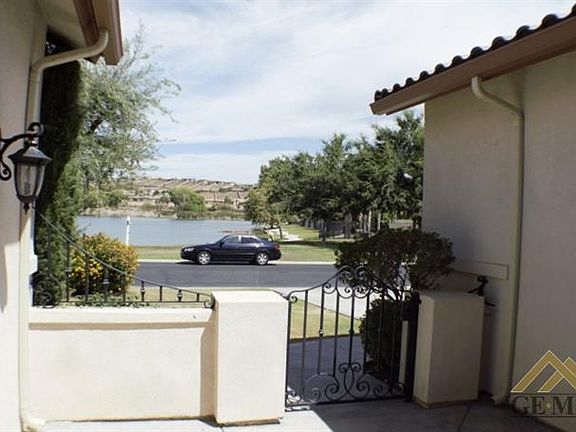 4th image of 14715 Las Palmas Dr