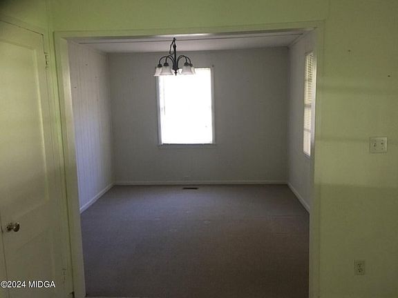 4th image of 117 Pearce Dr