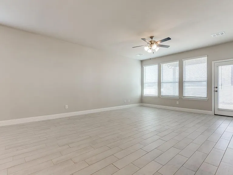 730 Rain Barrel Pl — Photo 9
