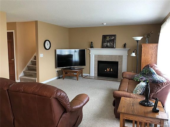 3rd image of 61 Via Pinto Dr